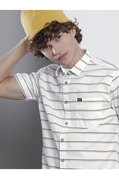 The Indian Garage Co By Styli Men White Striped Short Sleeve Shirt