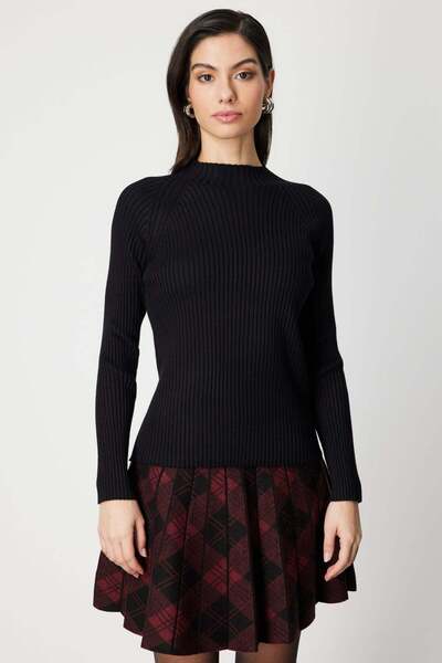 ON Pulover din tricotaje cu guler vertical