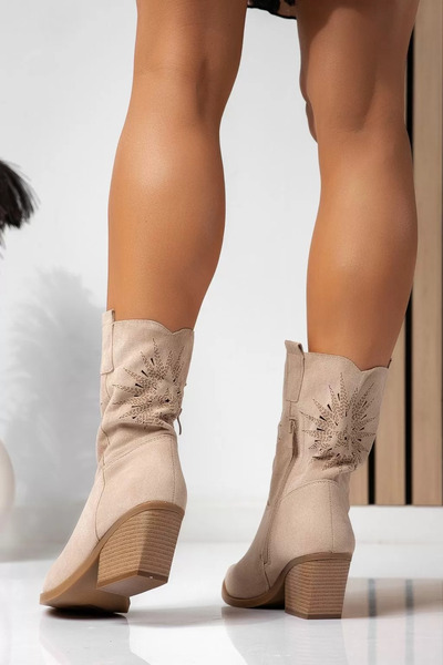 Zaira Women's beige padded boots made of eco-leather Bessy #22616 - 41