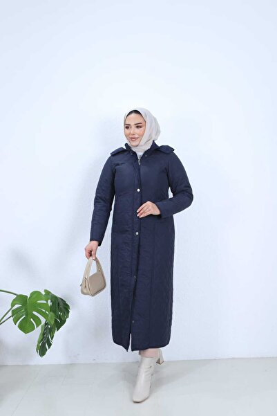 BELİVRA Kadın Büyük Beden 135 Cm Kapüşonlu Kapitone Mont 2656