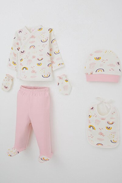 Breeze Baby Girl Hospital Release 5-Piece Set, Sky-Themed Cloud Pattern, 0-3 Months, Ecru