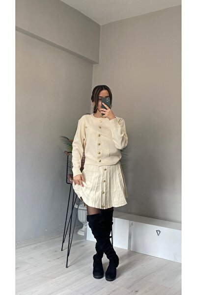 Butik Kadın bej şık düğme detaylı hırka etek ikili triko takım