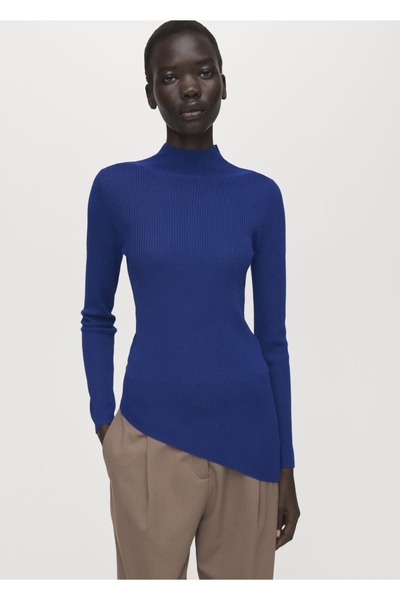 MANGO Woman Asimetrik yüksek yaka kazak