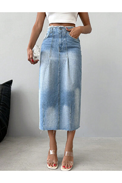 Evendi Fusta, Albastru deschis