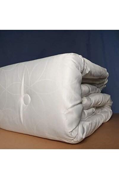 Reiashn Hotin summer double bedspread in off-white