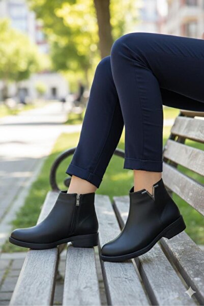 fort 16042 Comfortable Buckle Detailed Anti-Slip Sole Warm Lining Women's Boots