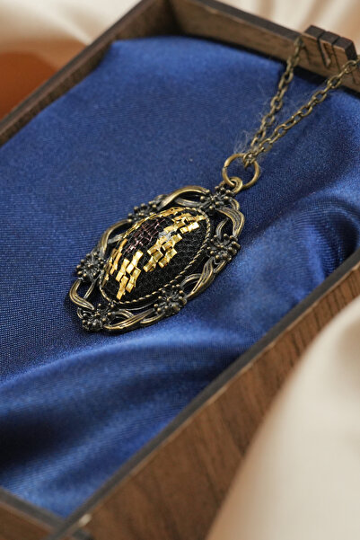 nicole gümüş Siyah Tül Üzerine Gold ve Kahve Rengi Tel İle İşlenmiş Tel Kırma...