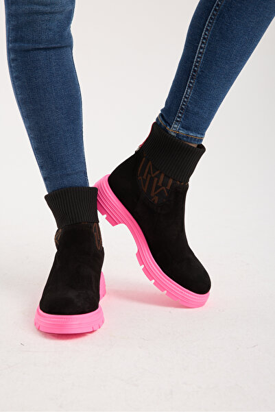 Jande Kadın Siyah Süet Çorap Detaylı Pembe Taban Bot – Logolu Kalın Taban Kış...