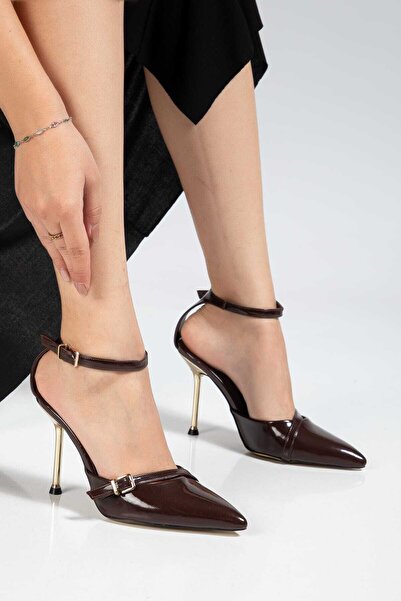 SEDRİK أحذية سهرة جديدة للموسم الجديد بحزام للكاحل وكعب رفيع مع تفاصيل مشبك