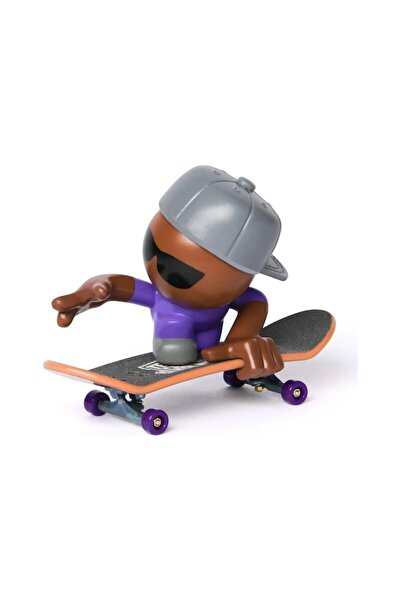 Spinmaster Tech Deck Team Sk8 Figure and Board Set, gray, 9.6 cm