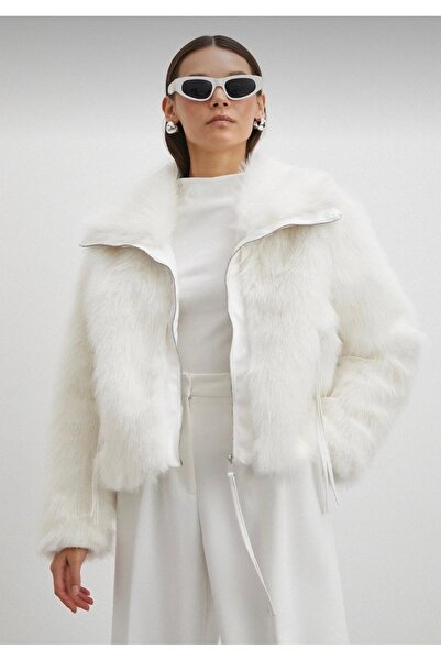 Belle Vie 01 White Luxury Fur Coat