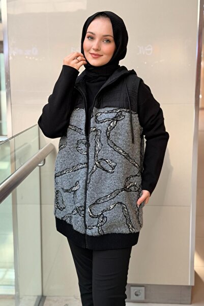 Ghisa Random Patterned Front Zipper Hooded Lamb Vest
