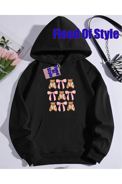 Flood Of Style سويت شيرت أسود بياقة مطبوع بيسكيت بتصميم بسيط على شكل دمية دب ...