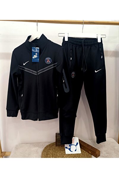 AY GİYİM البدلة الرياضية المصنوعة من قماش الغوص الأسود هي متوسطة الحجم