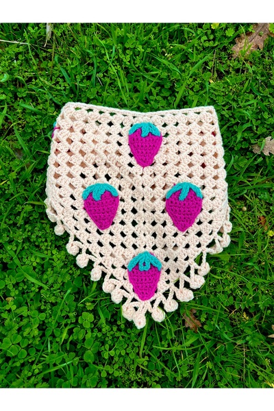 Ra Design store Strawberry Patterned Hand Knitted Bandana