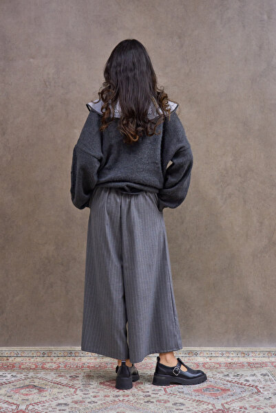 KÜÇÜĞÜM BUTİK Gray Striped Pleated Polyviscose Trousers