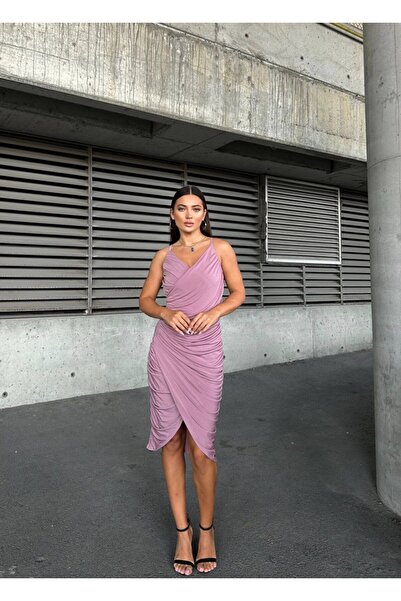 elbisereyonda فستان ساندي بتفاصيل مطاطية وأشرطة