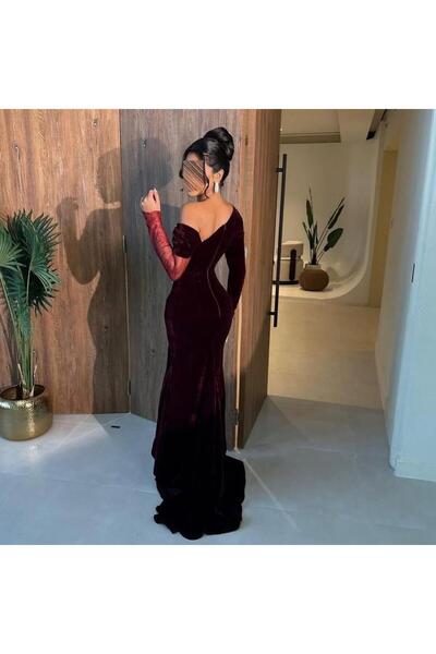 AMAZ Velvet Evening Dress with Red Lace Sleeves