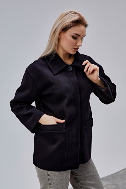 Bolivente Camille Black Oversized Lined Cashmere Jacket with Pocket Detail