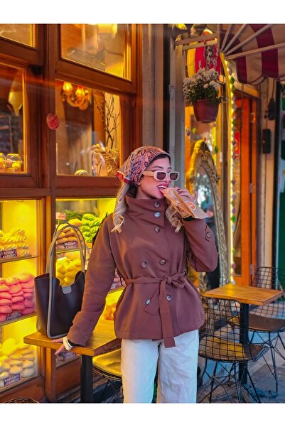 Miss Beyoğlu Kadın Siyah Kısa Trençkot – Kuşaklı Düğme Detaylı Mevsimlik Mont