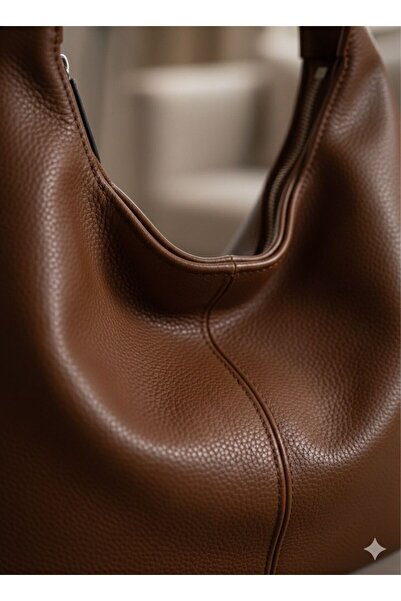 ZERVA QUEEN Casual Large Size Sports Women's Hand and Shoulder Bag