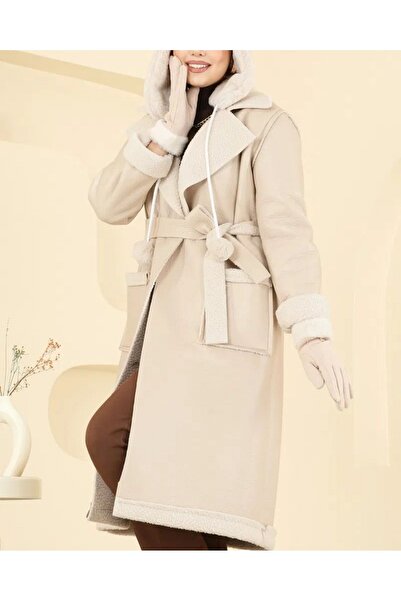 HİJABAYA Δερμάτινο παλτό με ζώνη στη μέση, διπλή τσέπη και επένδυση από γούνα