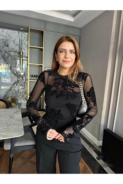 Chamakh Siyah Kadife Detay Tül Bluz