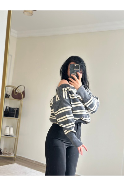 YELZEY BUTİK Low Shoulder Sweater