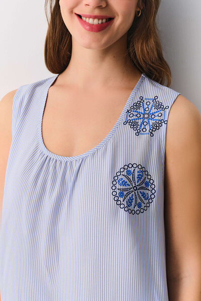 DREAM FASHION Blue Line Printed Amanda Athlete Pants Pajama Set