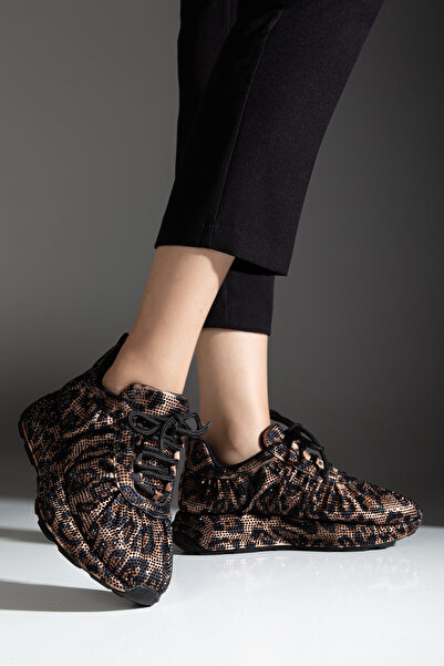 romamod Sports Women's Orthopedic Stone Shoes Lightweight Daily Waterproof Sneaker Bridal Shoes