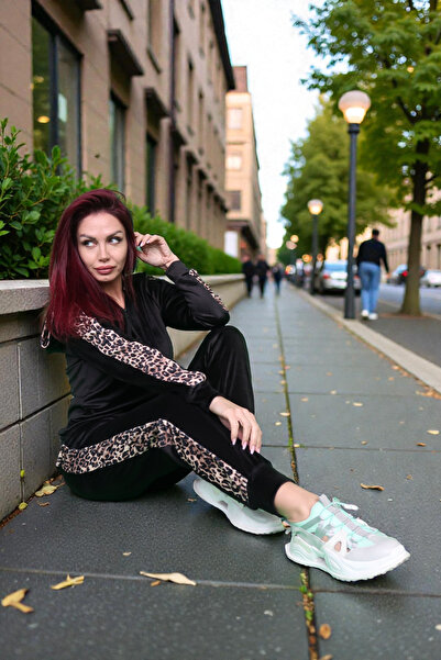 Buticul Marei Leopard Tracksuit for Women 2026