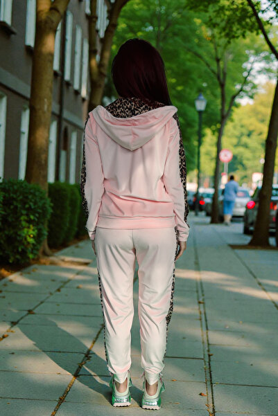 Buticul Marei Leopard Tracksuit for Women 2026