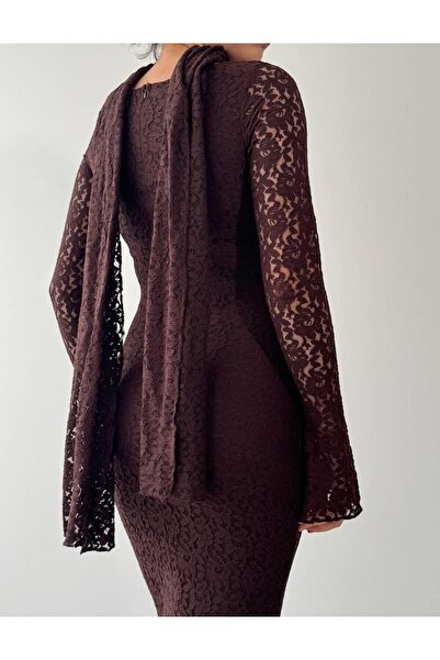 Julidress Square Neck Lined Maxi Long Length Premium Lace Dress with Shawl