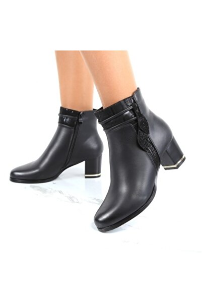 MELYN Black Fur-lined Ankle Boots