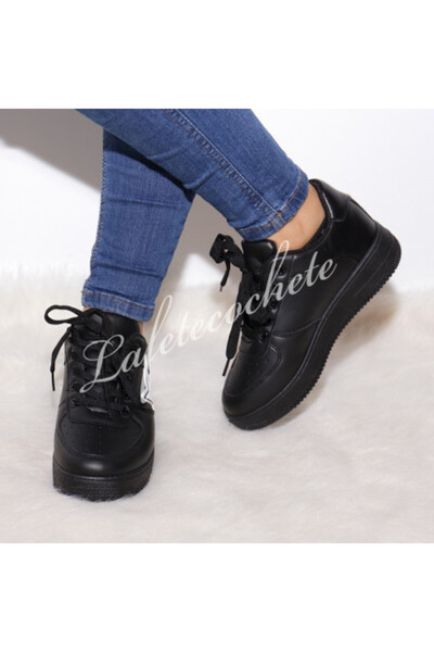 Lora Women's Sneakers