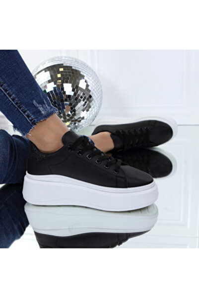nina Lightweight Black Sneakers - Synthetic Leather