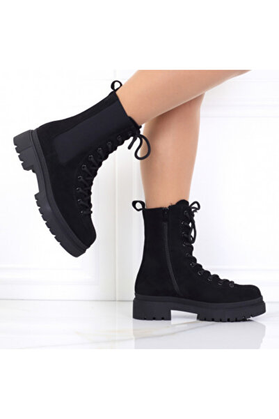 Amila Black Fur-Lined Boots
