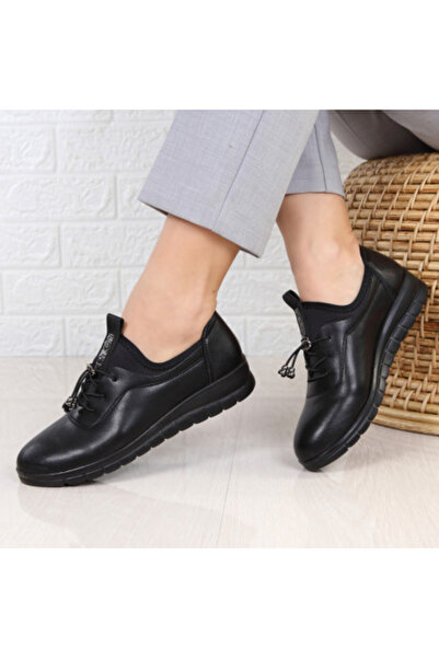 Ariola lightweight black shoes