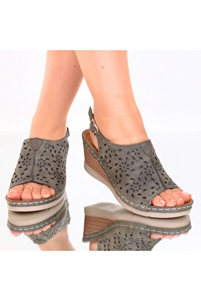 zora Khaki faux leather platform sandals