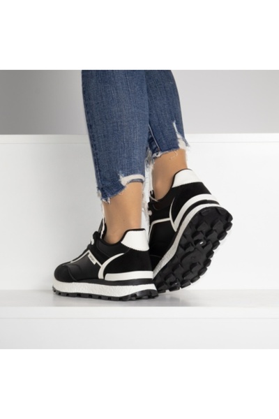 Laura Lightweight Black "Laura" Sneakers - Synthetic Leather