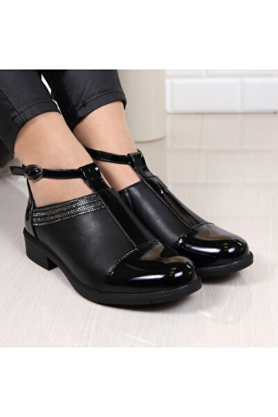 ZALYA Lightweight Casual Shoes - Synthetic Leather