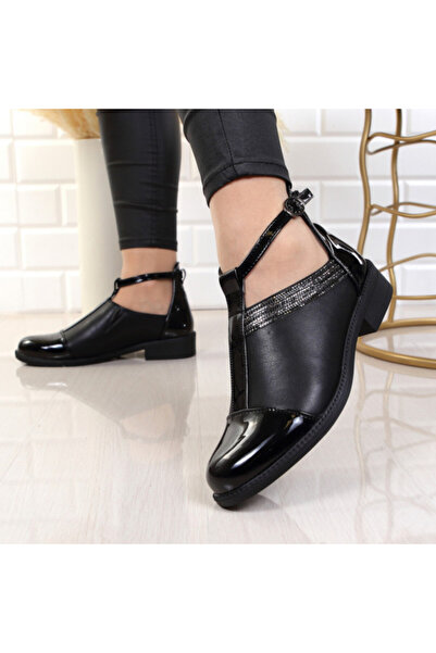 ZALYA Lightweight Casual Shoes - Synthetic Leather