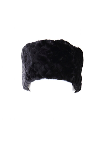 MANDA Black Faux Fur Hat