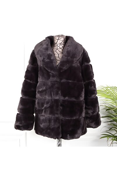 deri Gray faux fur coat