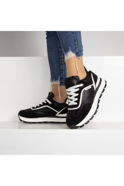 Laura Lightweight Black "Laura" Sneakers - Synthetic Leather