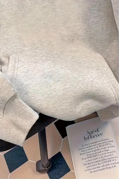 Oksit Cut İs Cool Кота на спині з принтом, бавовняна унісекс-футболка