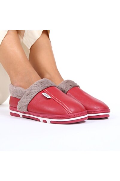 Loris Red Fleece-Lined Moccasin House Slippers