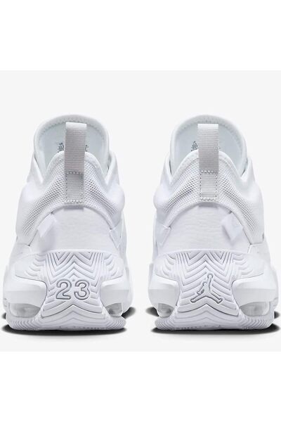 🏀 Nike Jordan Stay Loyal 2 ile Tarzını Yansıt!