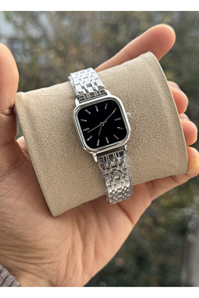 Tulpar ساعة يد نسائية مربعة بتصميم بسيط من سلسلة New Season Trend Series