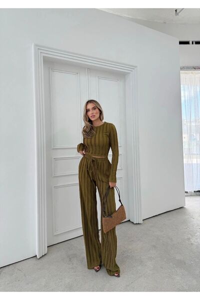 aytenli O-Neck Cropped Top with Elastic Tie-Up Pants with Pockets and Tassels Set